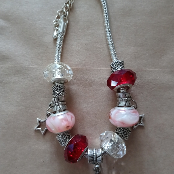 Charm bracelets - Picture 3 of 4